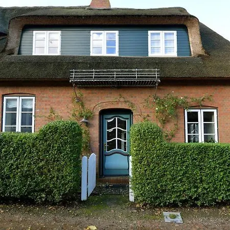 Hus Suennschien Apartment Wrixum
